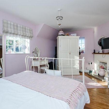 Pretty Country Home Dog Friendly On Request Henfield Extérieur photo